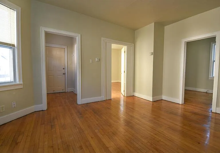 1217 Chicago St — Photo 3