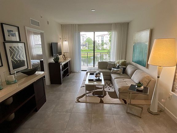 2nd image of 11600 NW 41st St #222