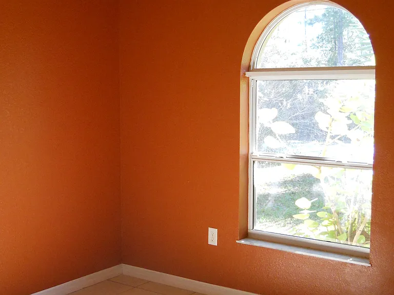 4354 Sunburst Ave — Photo 10