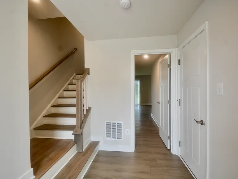 126 Fletcher Cir — Photo 21