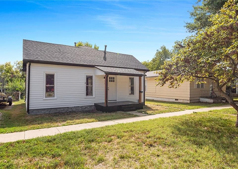 230 E 4th Ave, KS 66032 MLS 2456452 Zillow