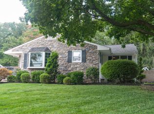 26 Melrose Ter, Middletown, NJ 07748