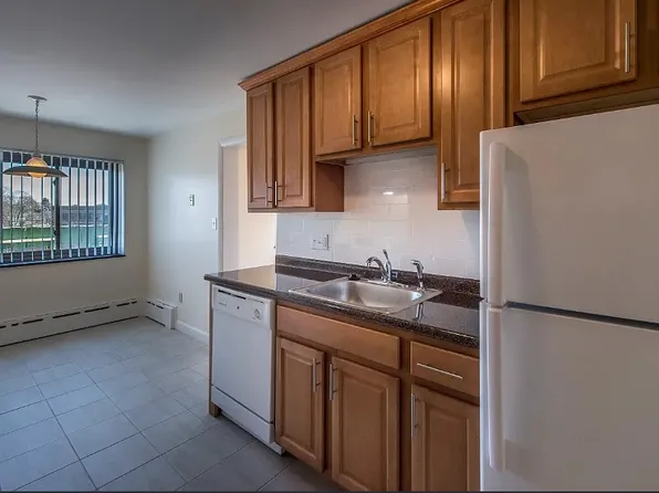 898A Massachusetts Ave #24, Arlington, MA 02474