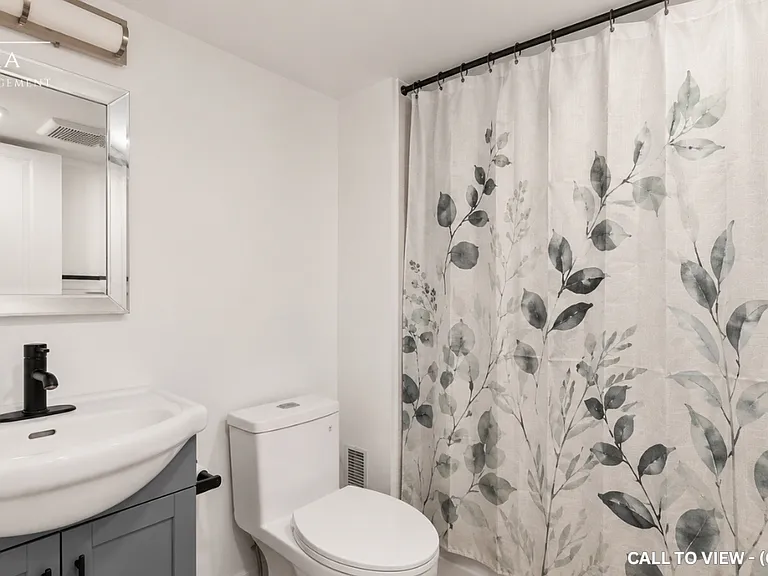 99 Wellington St E #2 — Photo 9
