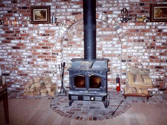 Wood burning stove