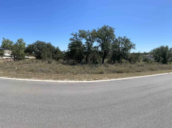 401 Spicewood Trails Drive, Spicewood, TX 78669