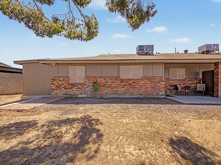 2937 E Beck Ln #2 — Photo 3