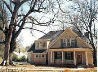 111 Berkekey Pl, Winston Salem, NC 27104