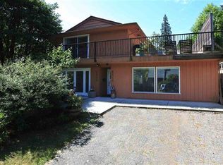 6440 Douglas St, West Vancouver, BC V7W 2G2