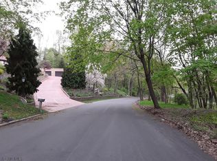 305 Ridge Ave, Altoona, PA 16602