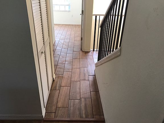 5th image of 5601 Bentgrass Dr #10116
