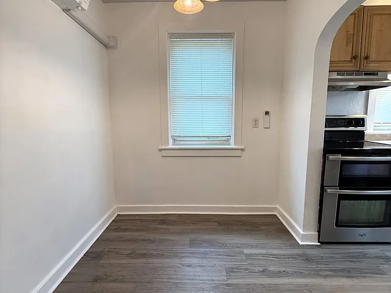 801 W Cherry St — Photo 7