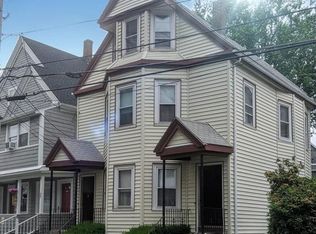 32 Cottage St, Everett, MA 02149