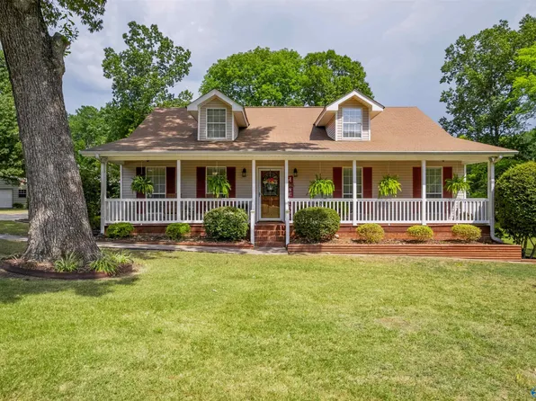 5125 Hidden Cove Rd, Cedar Bluff, AL 35959