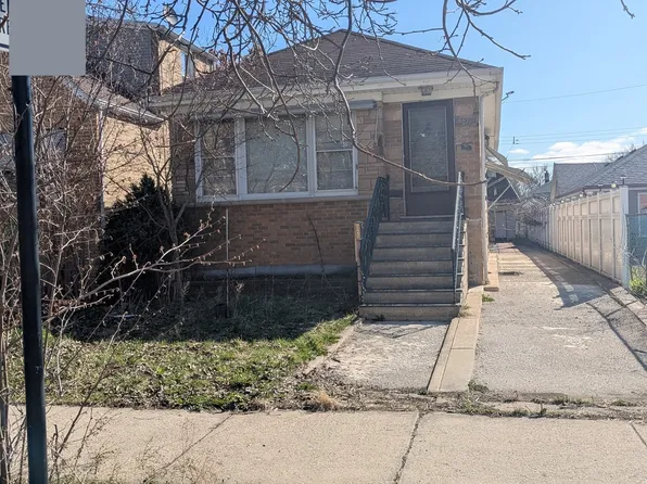 3423 N Osceola Ave, Chicago, IL 60634