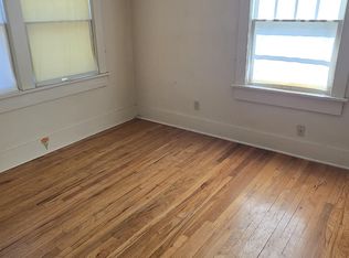 515 N Roosevelt Ave, Wichita, KS 67208