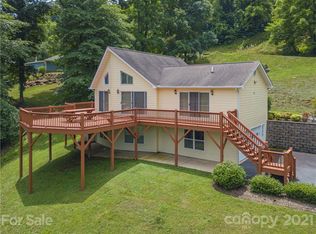 395 Cool August Hts, Waynesville, NC 28785