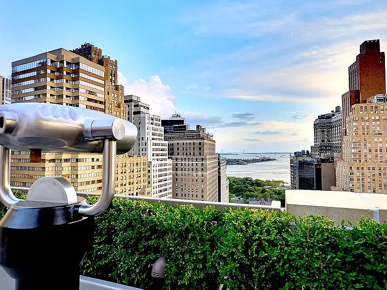 88 Greenwich St #403 — Photo 18