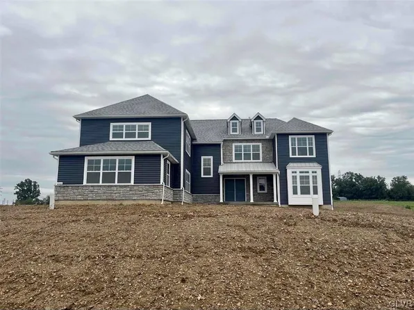 206 Scenic Ct #2, Bushkill Township, PA 18064