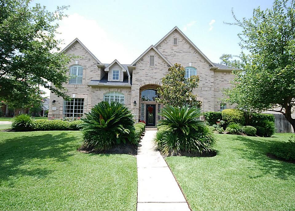 1st image of 16318 Mahogany Crest Dr