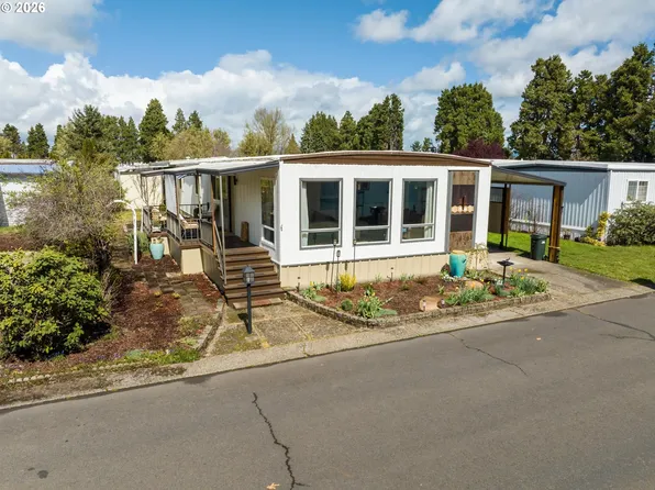 1800 Lakewood Ct Space 47, Eugene, OR 97402