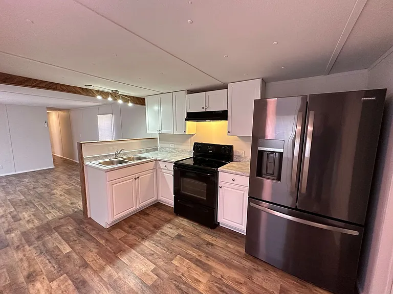 7917 Wolfe Ln #9 — Photo 9