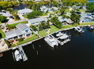 691 SW Pine Tree Ln, Palm City, FL 34990