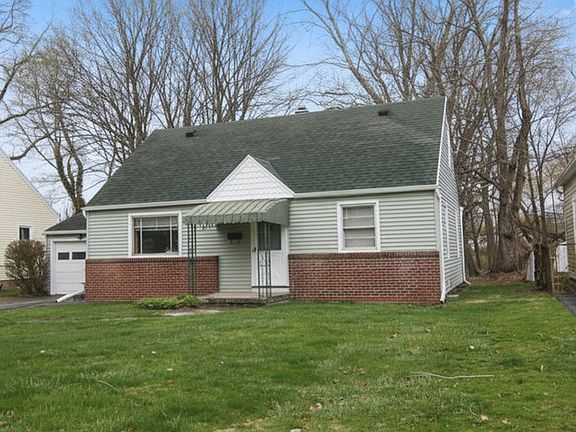 2nd image of 89 Alpine Rd