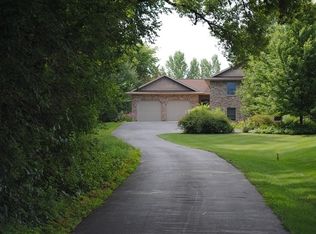 W13143 Cecile Cir, Lodi, WI 53555