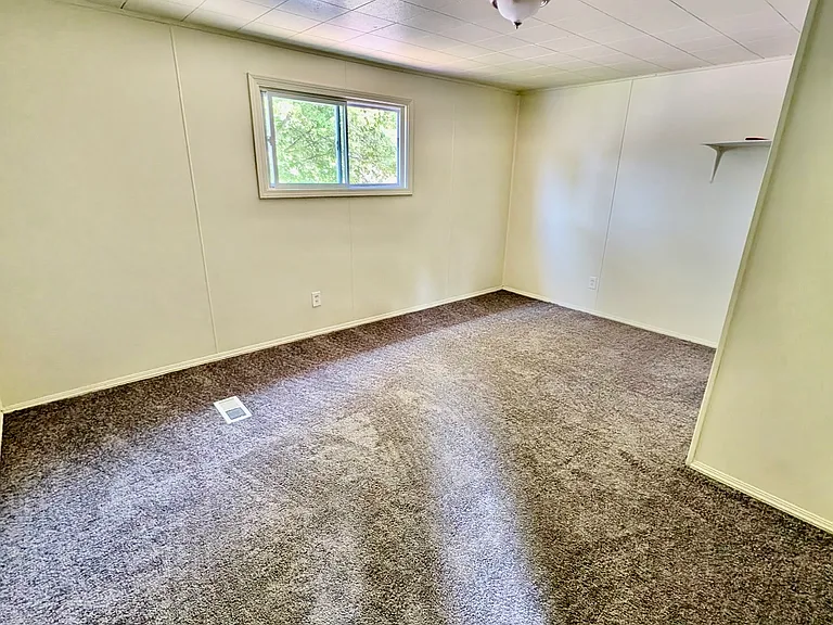 1316 Garfield Ave — Photo 6