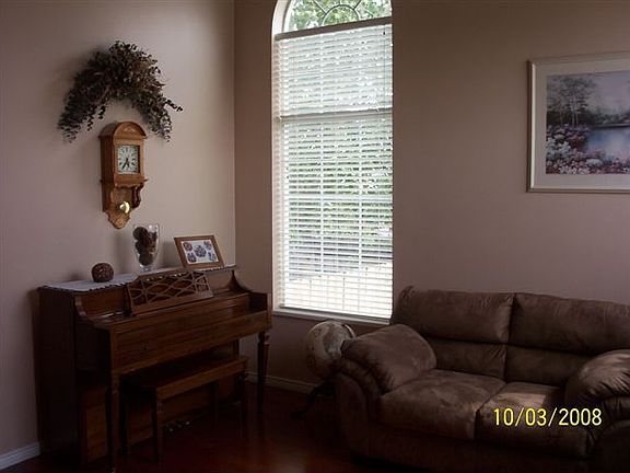 Living Rm