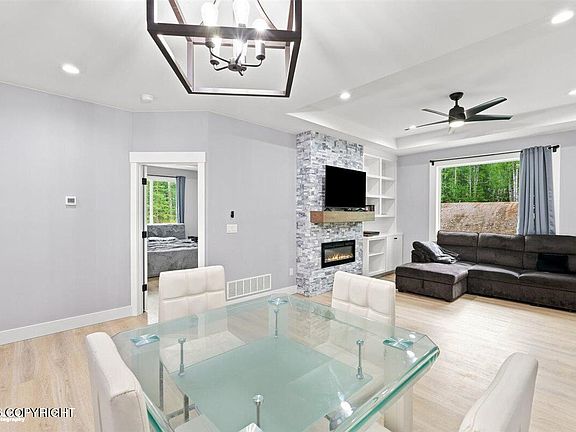 5th image of 2295 N Skye Cir