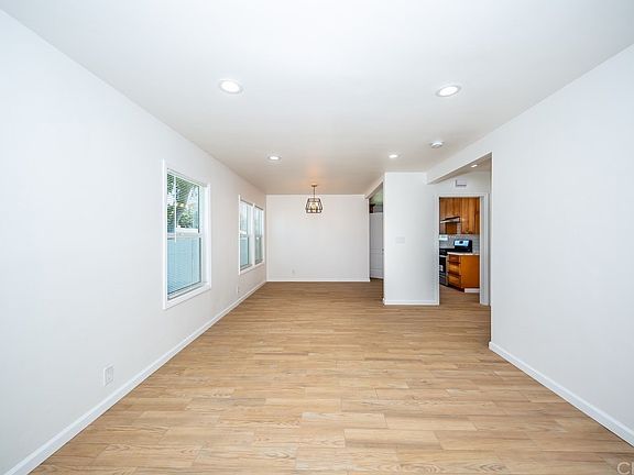 4th image of 2990 Fashion Ave