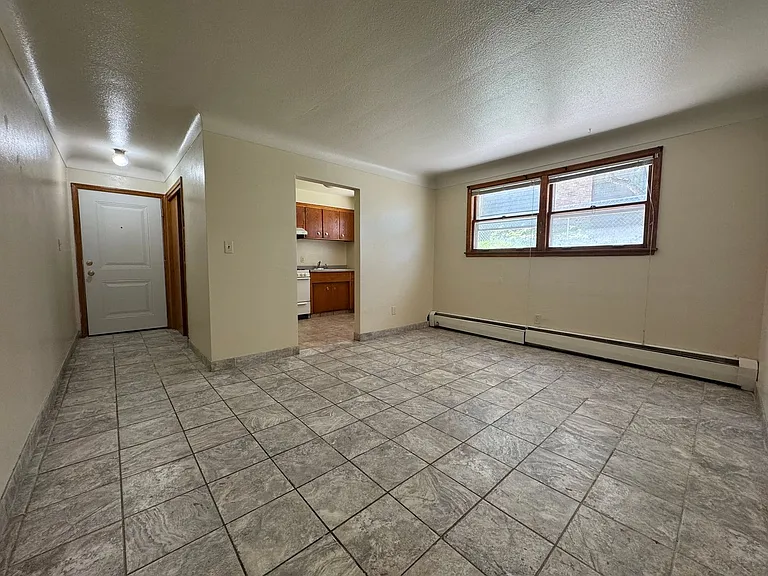616 Ivy Ave E — Photo 18