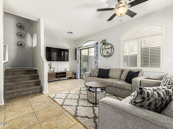 3rd image of 2150 W ALAMEDA Road #1044