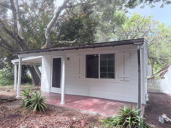 2nd image of 285 San Benancio Rd