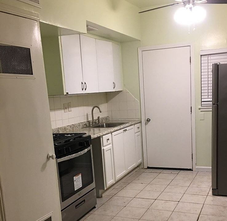 2nd image of 605 S 11th St