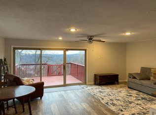 1571 Woodbine St, Pittsburgh, PA