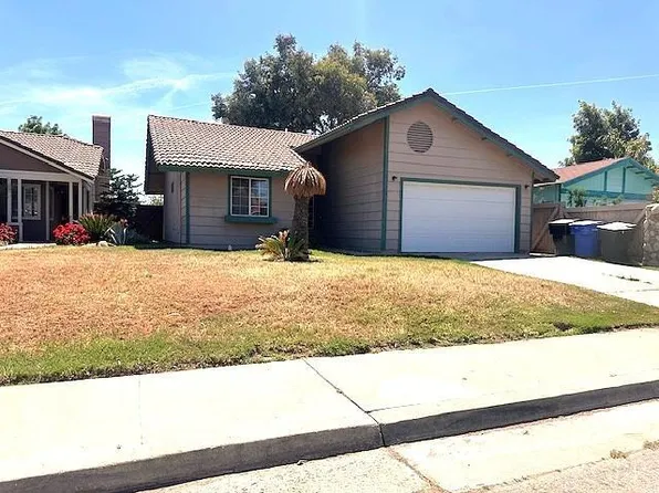 1261 State St, Hanford, CA 93230