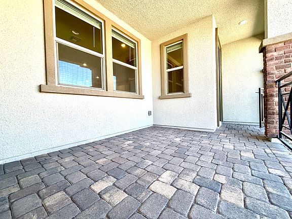 2nd image of 12480 Kings Creek Pl