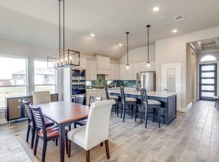 2308 Flock Dr, Mansfield, TX 76063