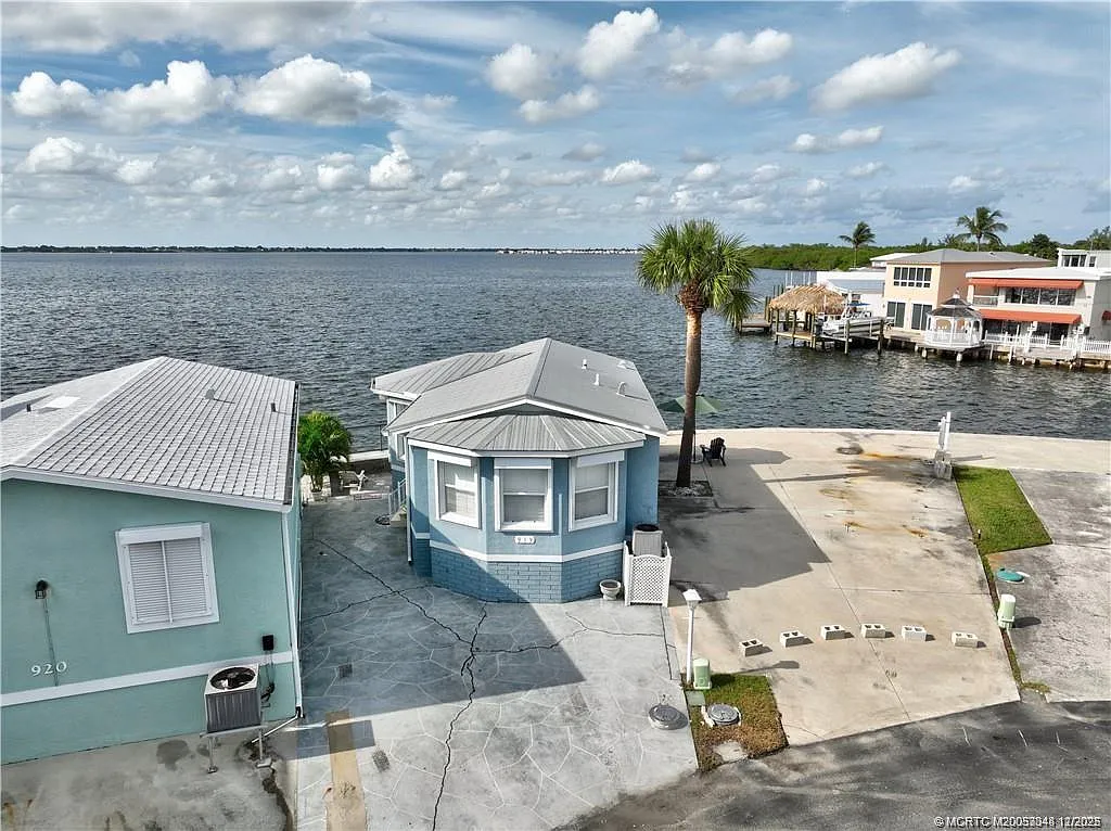 1 bed, 1.0 bath, 747 sqft, $3,000 — Photo 2