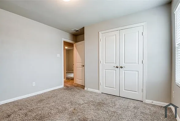 5219 Amistad Ave — Photo 33