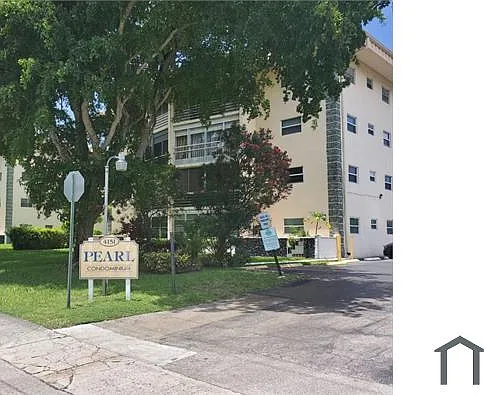 4151 NW 41st St #202
