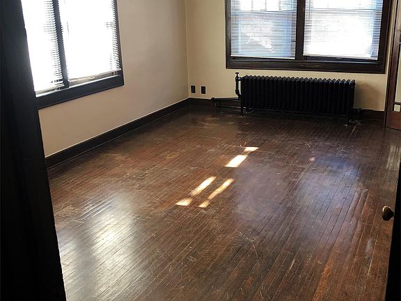 2nd image of 2030 N Delaware St APT 6