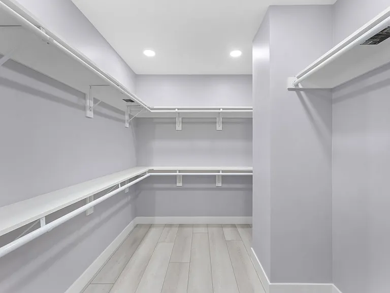 1413 La Salina St — Photo 3