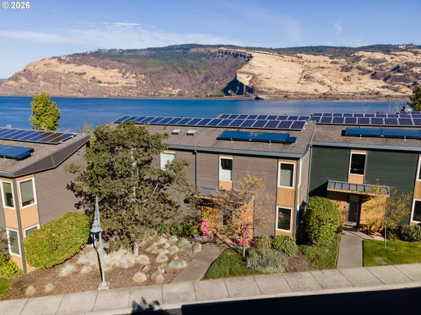 27 Mosier Creek Pl, Mosier, OR 97040