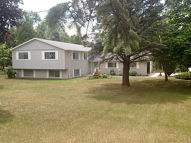 9250 Bennett Lake Rd Fenton Mi 48430 Zillow