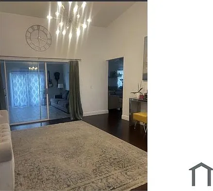 3 bed, 1776 sqft, $2,800 — Photo 2