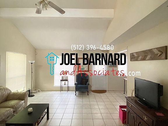 5th image of 122 Crest Dr